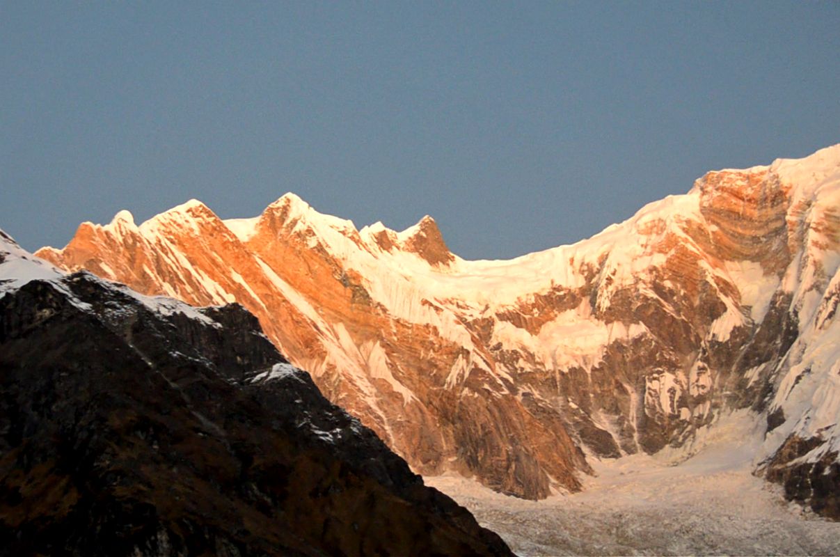 03 Fang Baraha Shikhar At Sunrise From Annapurna Base Camp In The Annapurna Sanctuary 